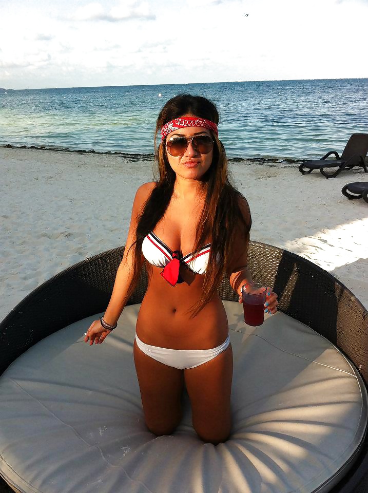 FB Creepin: Isabelle Sexy Asian #24760050