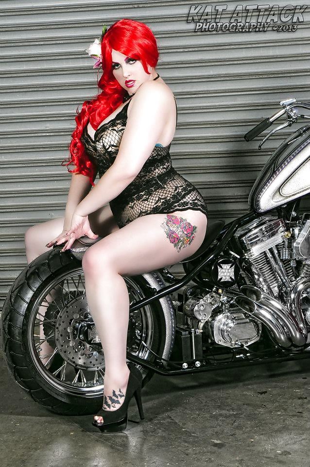 Plus Size Pin-Up Models #35235686