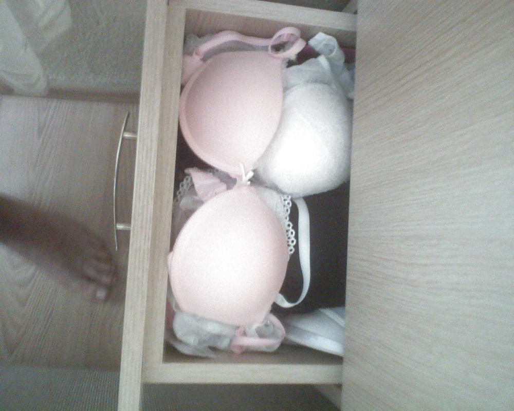 Komsumun ic camasirlari
 #35940137