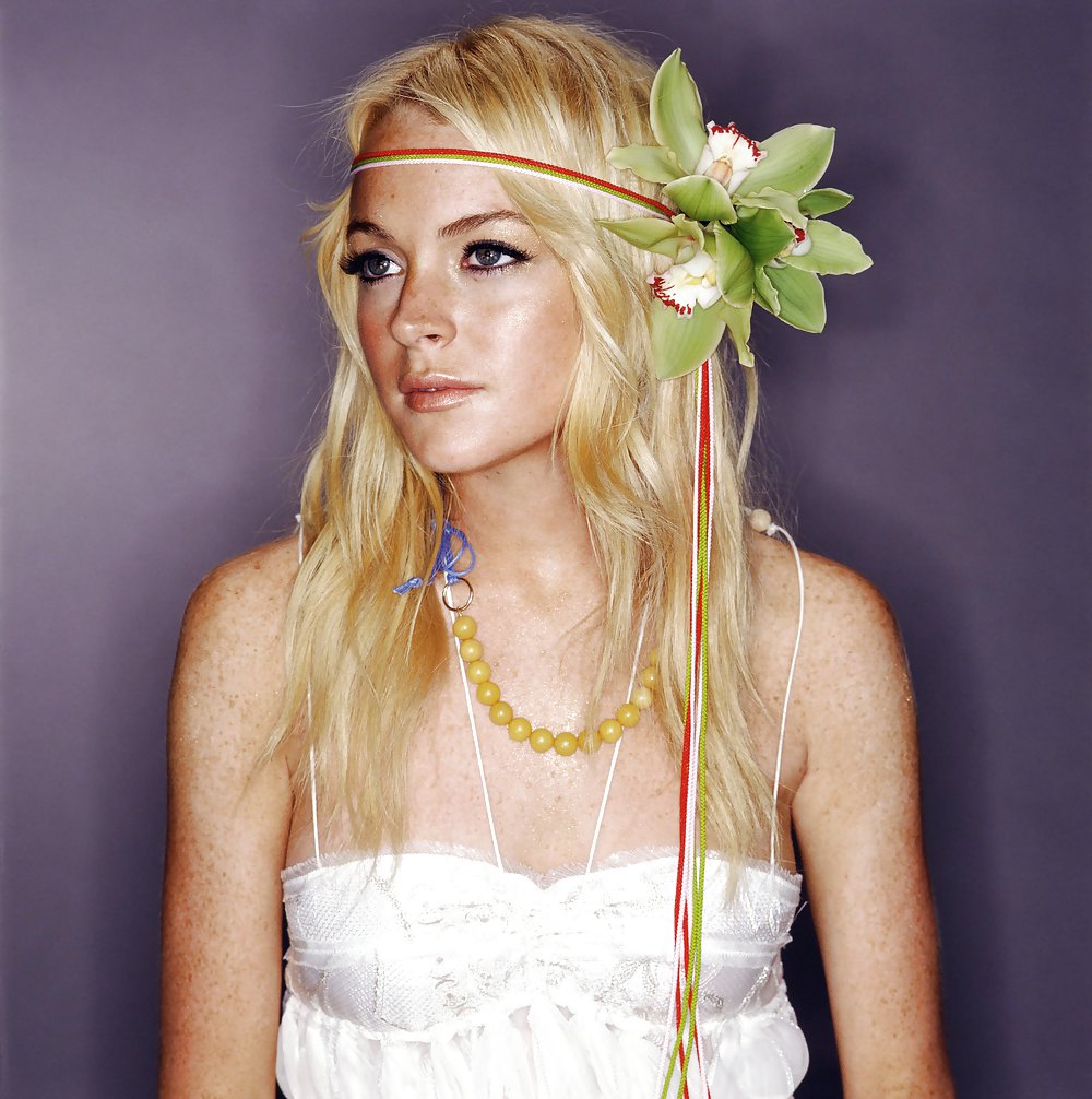 Lindsay Lohan ... In Blonde Photoshoot #35020422