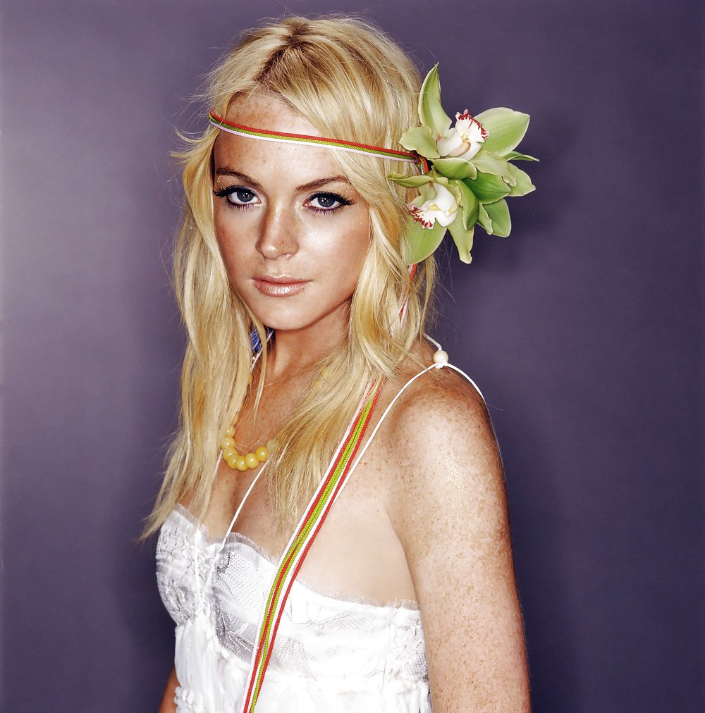 Lindsay Lohan ... In Blonde Photoshoot #35020426