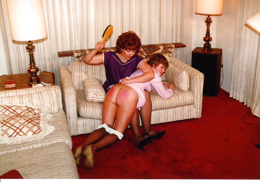 Madres rodilla 
 #30902556