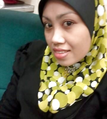 Tudung mak cik
 #26134199