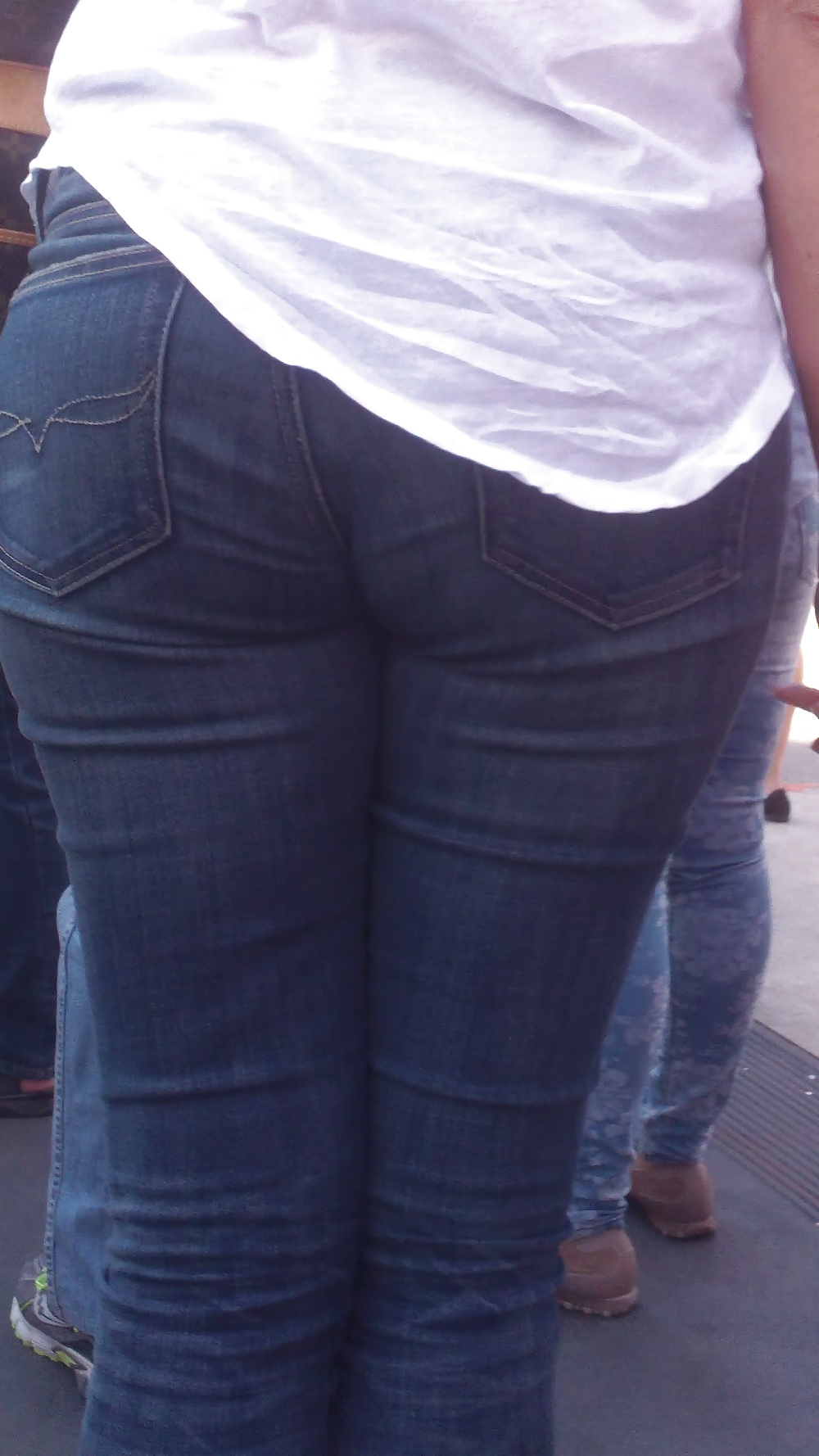 Popular teen girls ass & butt in jeans Part 6 #32009806