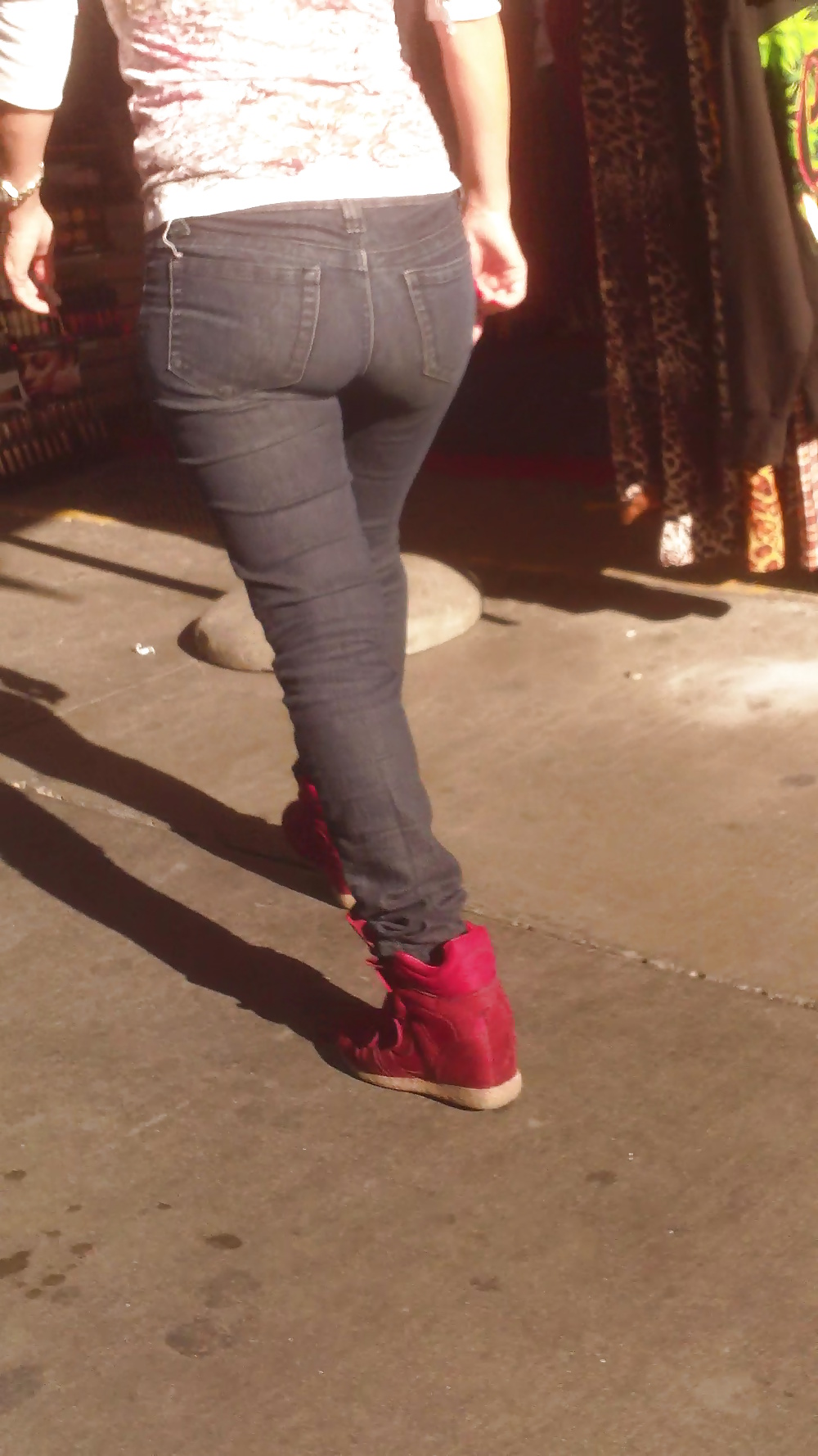 Popular teen girls ass & butt in jeans Part 6 #32009888
