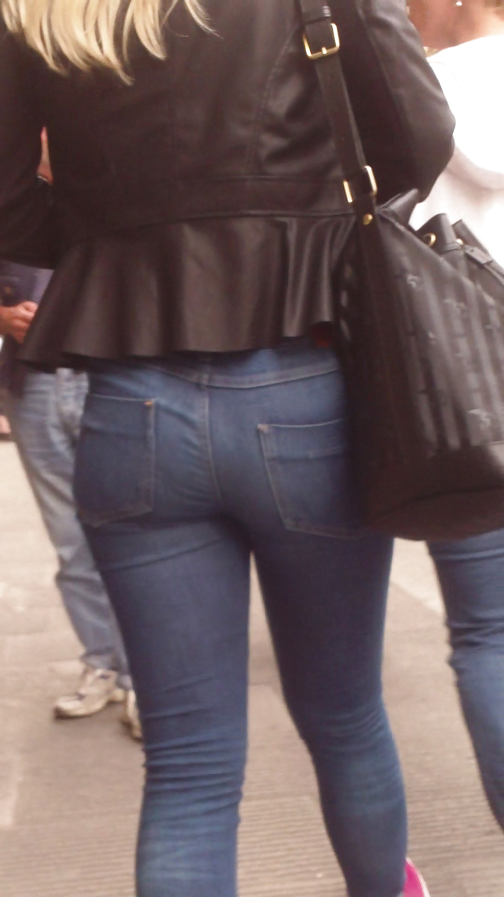 Popular teen girls ass & butt in jeans Part 6 #32010055