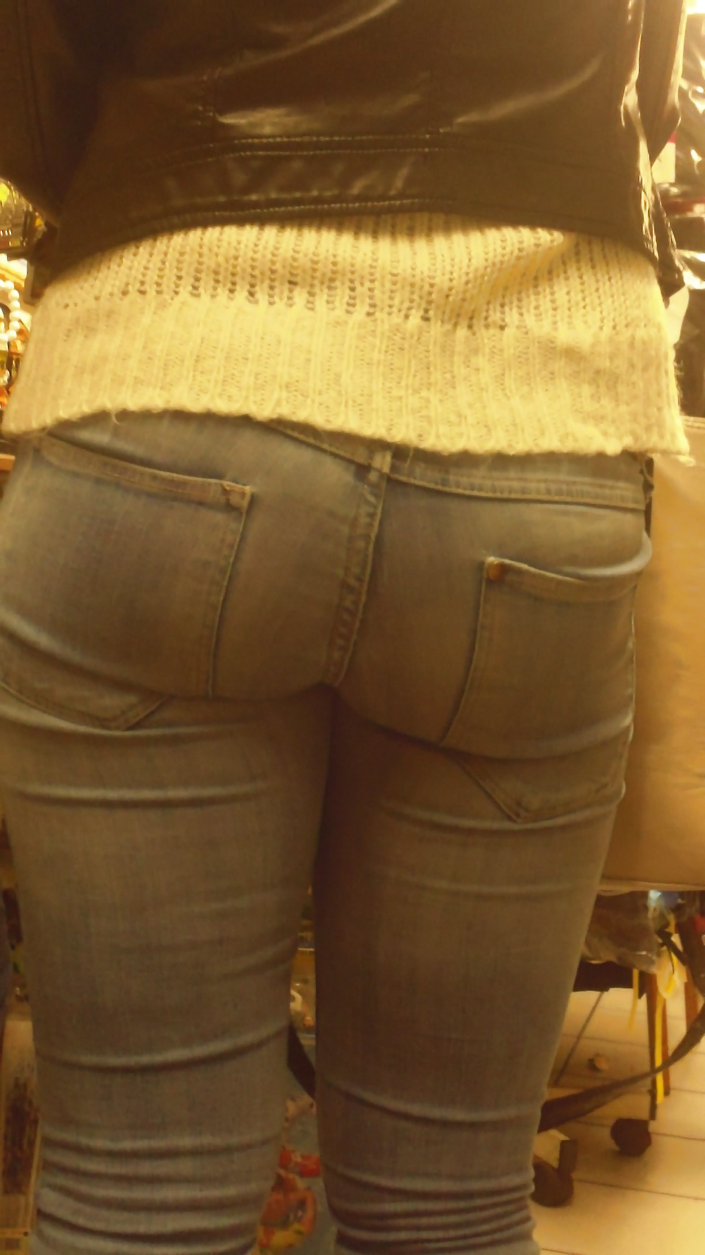 Popular teen girls ass & butt in jeans Part 6 #32010387