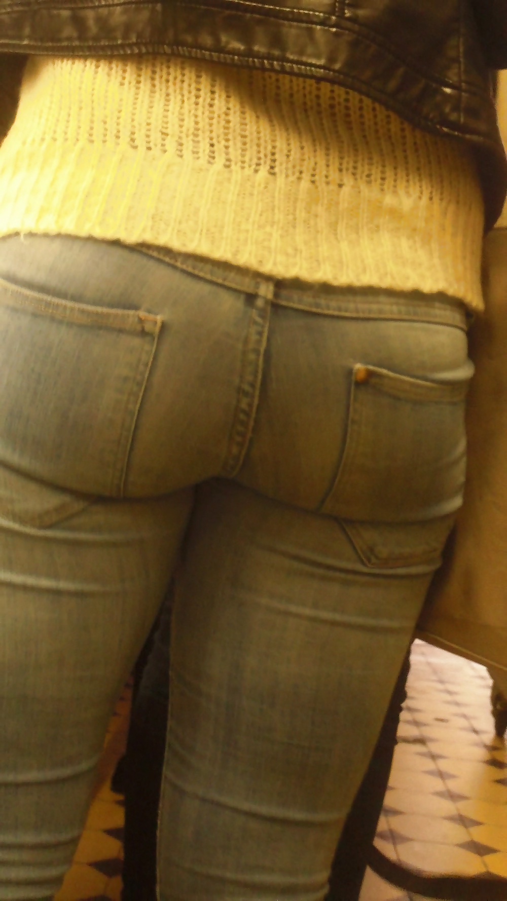 Popular teen girls ass & butt in jeans Part 6 #32010388
