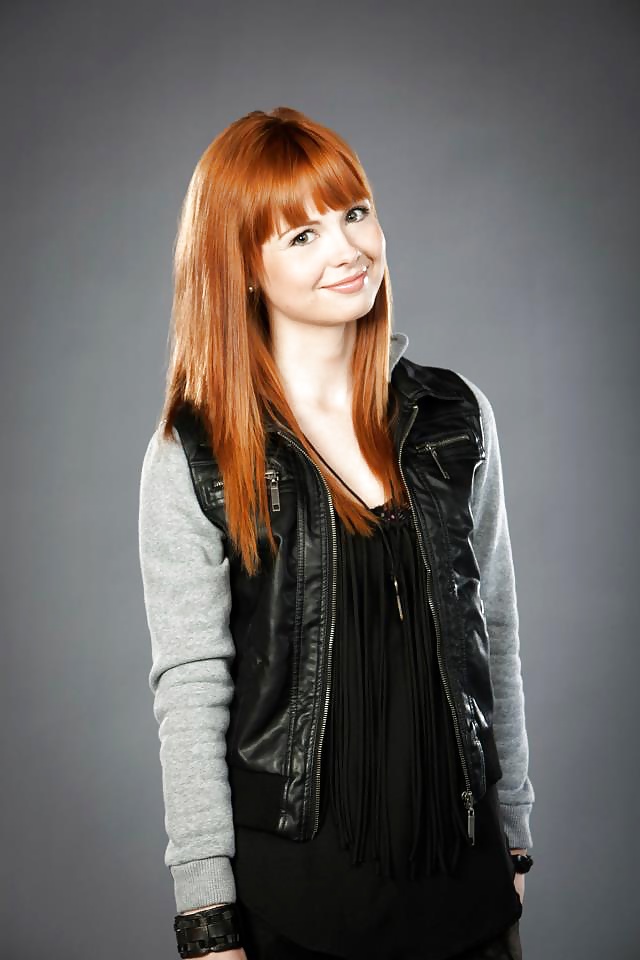 Galadriel stineman
 #31906373