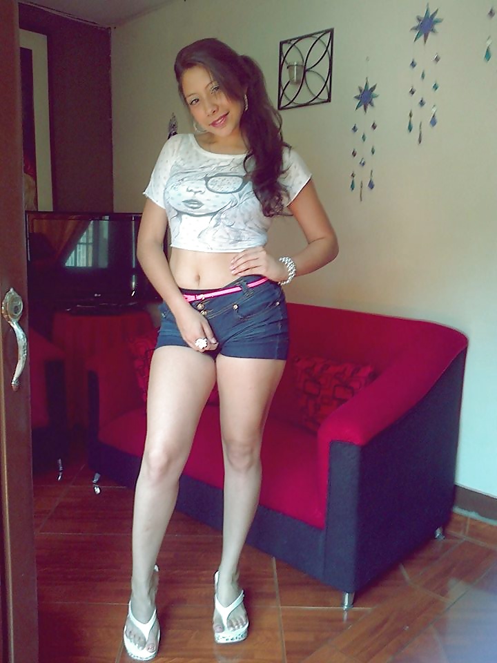 Latinas Heiße En Shorts #26296680
