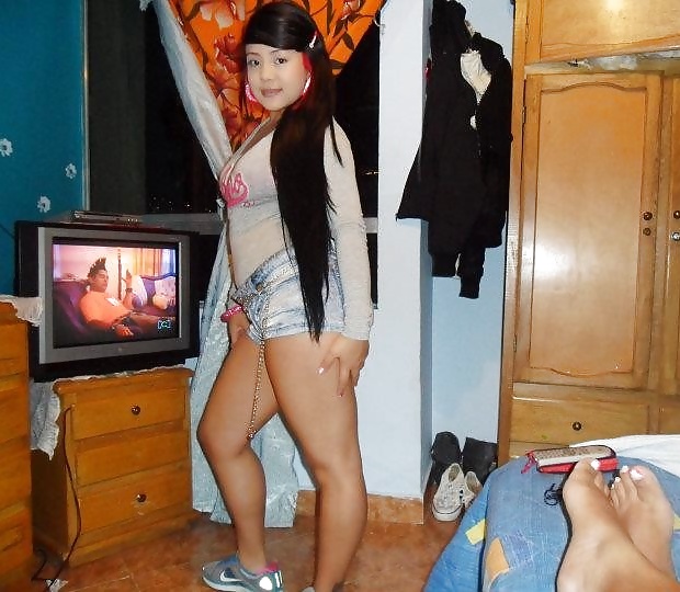 Latinas Heiße En Shorts #26296746