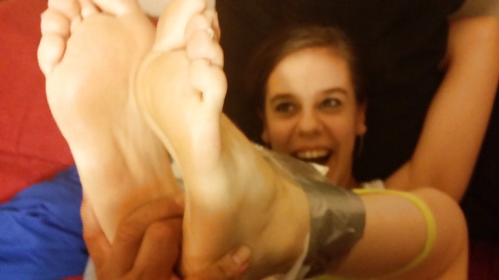 ティーンの足の女の子Tamara asserは愛を作るために
 #32781393