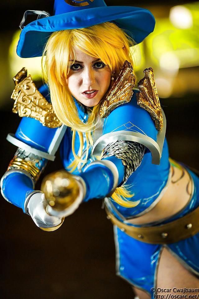 Lux - Cosplay #35527334