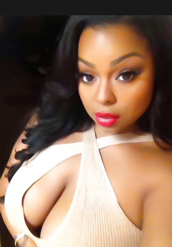 NUBIAN #23983603