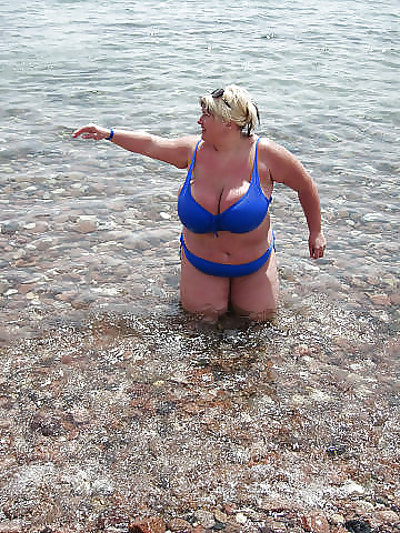 Sexy mature grannies on beach! Amateur mixed!  #29877464
