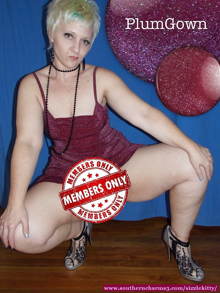Sizzle's GREATEST HITS of 2013 v8 #24412071