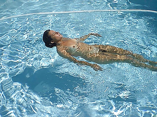 愛すること
 #25201484