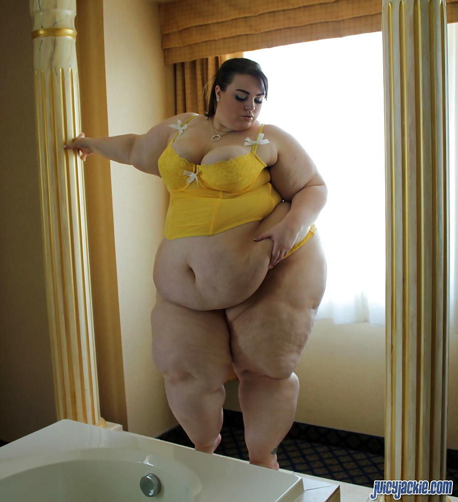 Big beautiful woman #39980595