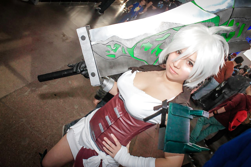 Riven コスプレ + フェイク
 #30688423