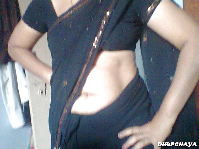 Andhra Hausfrau Nabel Boob-Show 1 #35078848