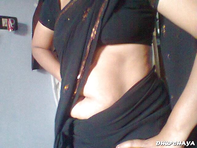 Andhra Hausfrau Nabel Boob-Show 1 #35078851