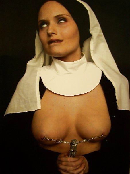 Sacrilegious Porno: Frech Nonnen Sex - Vollbusige Göttinnen #26256244