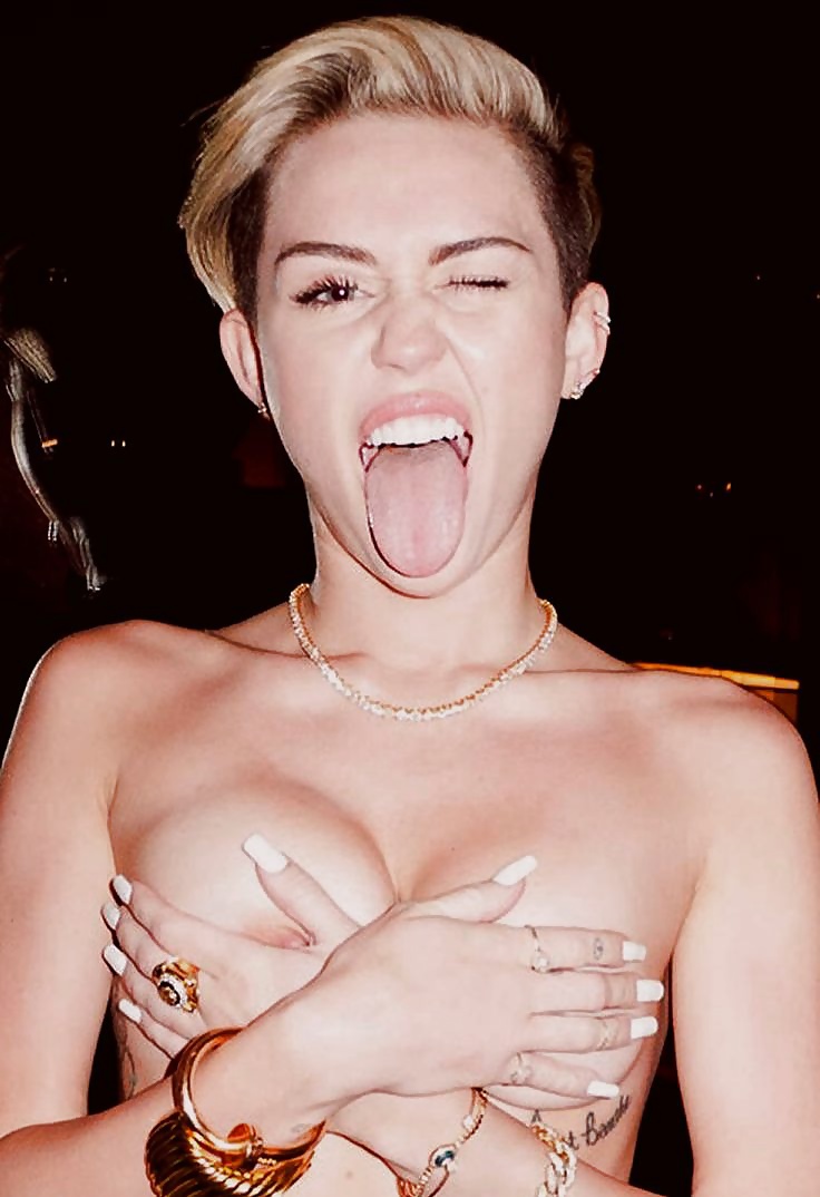 Miley cyrus
 #25906544