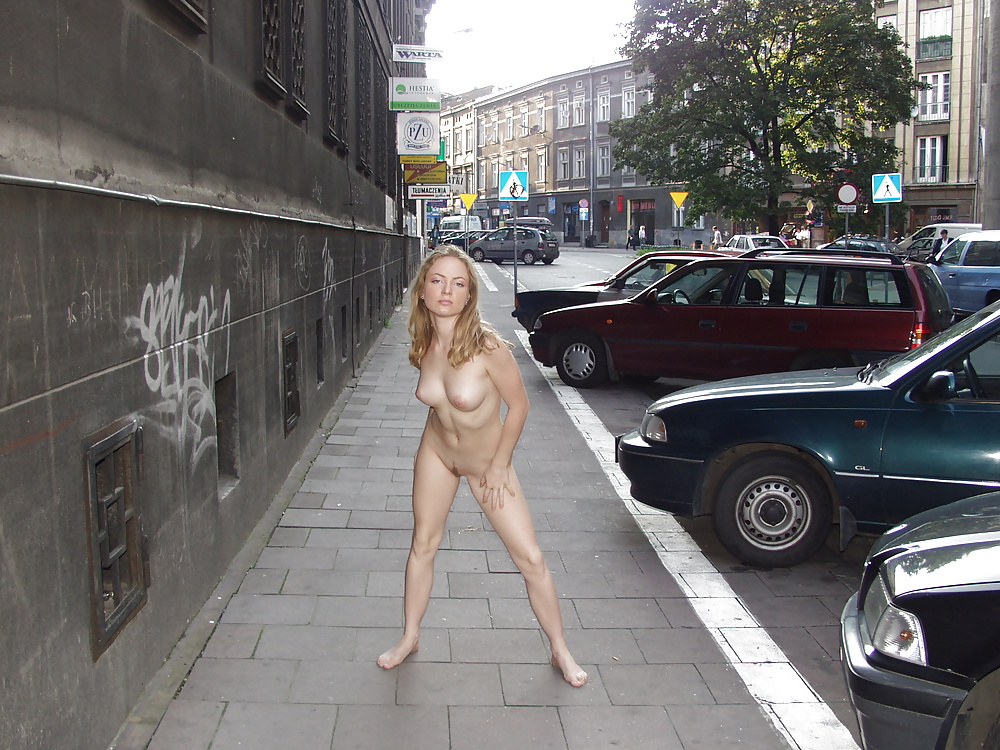 Naked photo session on the street #31517218