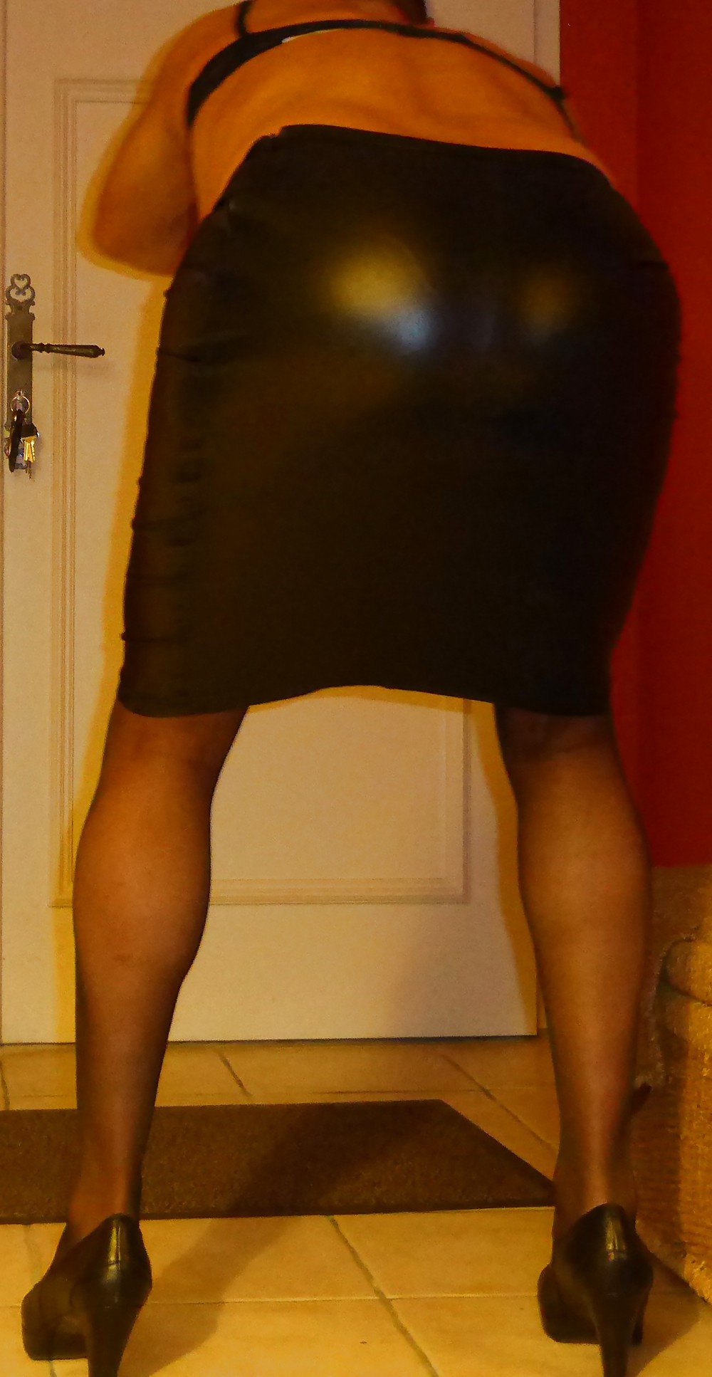 Lui escarpins bas jupe lingerie
 #23462184