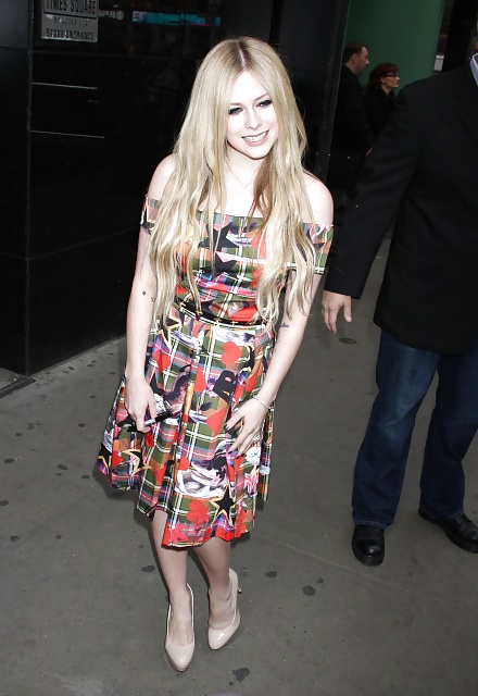 Avril lavigne 2
 #28796150