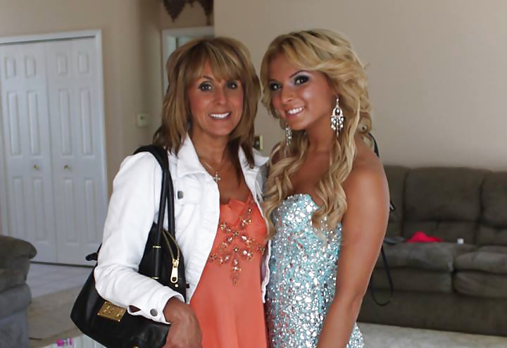 Mütter Und Ihre Daugters #27259645