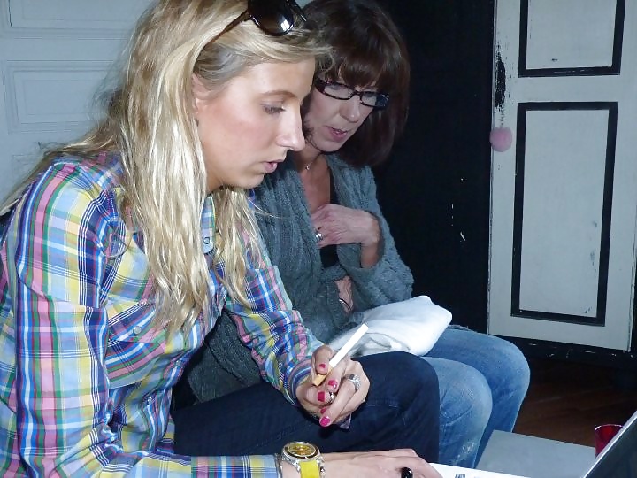 Mütter Und Ihre Daugters #27259677