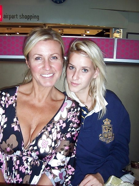 Mütter Und Ihre Daugters #27259684