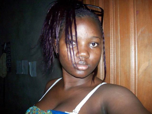 Raissa de buea univrsity de camerún (no desnudo)
 #23175539