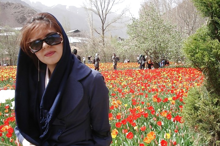 Handpicked persa iranian babes
 #31074231