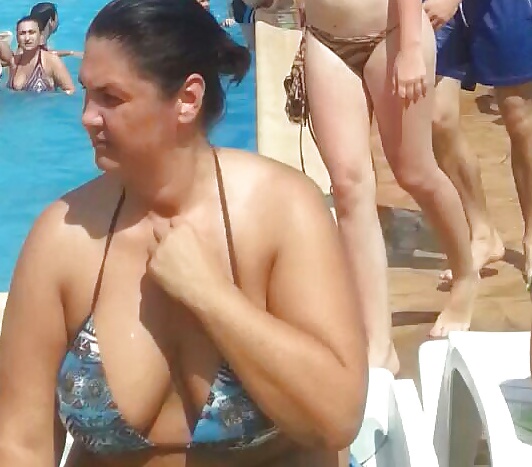 Spy old + young boobs pool romanian #28081153