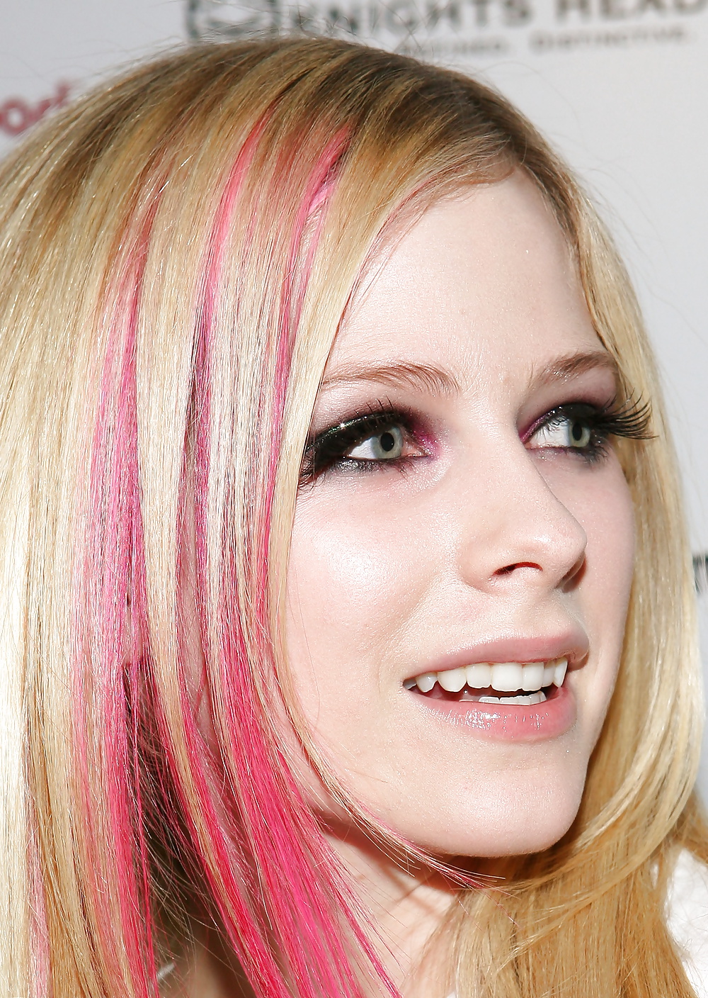 Avril Lavigne #28636155