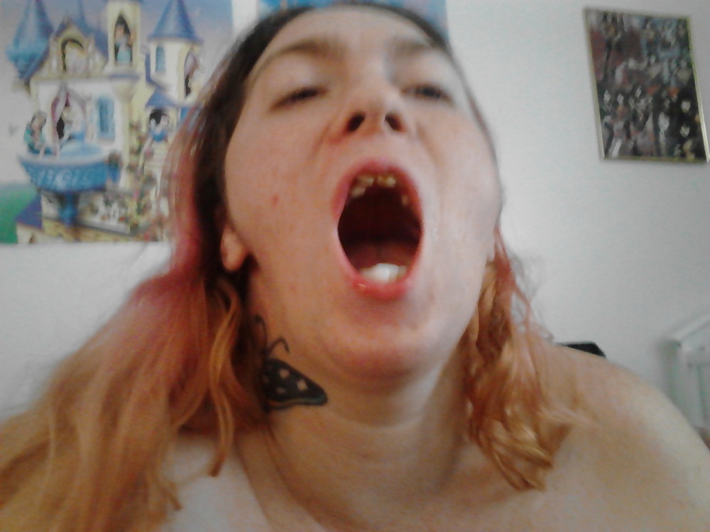 Yo chupando bbc y mirando caliente en mi ropa 
 #31929521