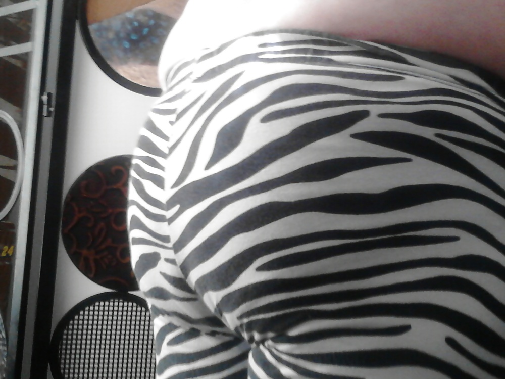 Yo chupando bbc y mirando caliente en mi ropa 
 #31929524