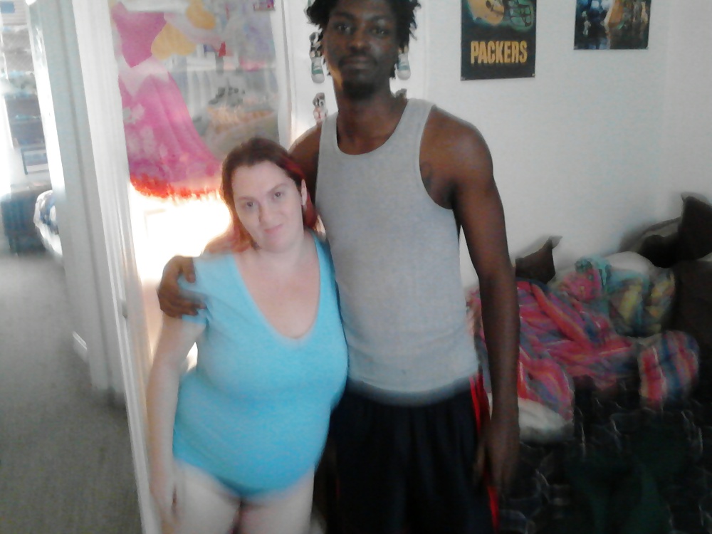 Yo chupando bbc y mirando caliente en mi ropa 
 #31929531