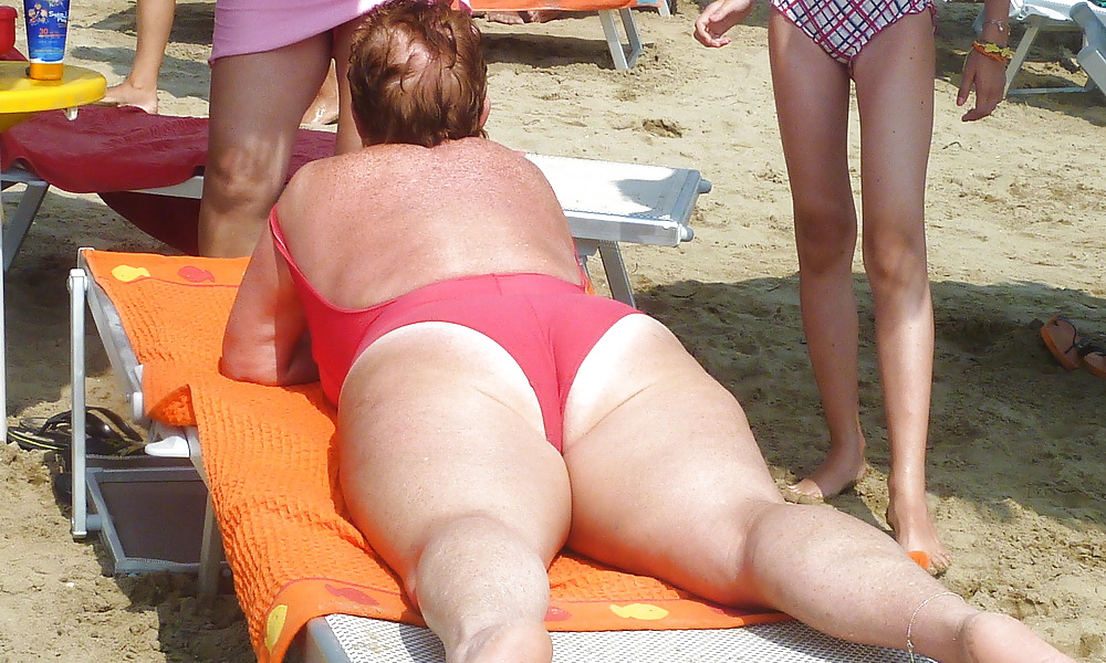 Sexy grannies on the beach! amateur spycam!
 #31829348