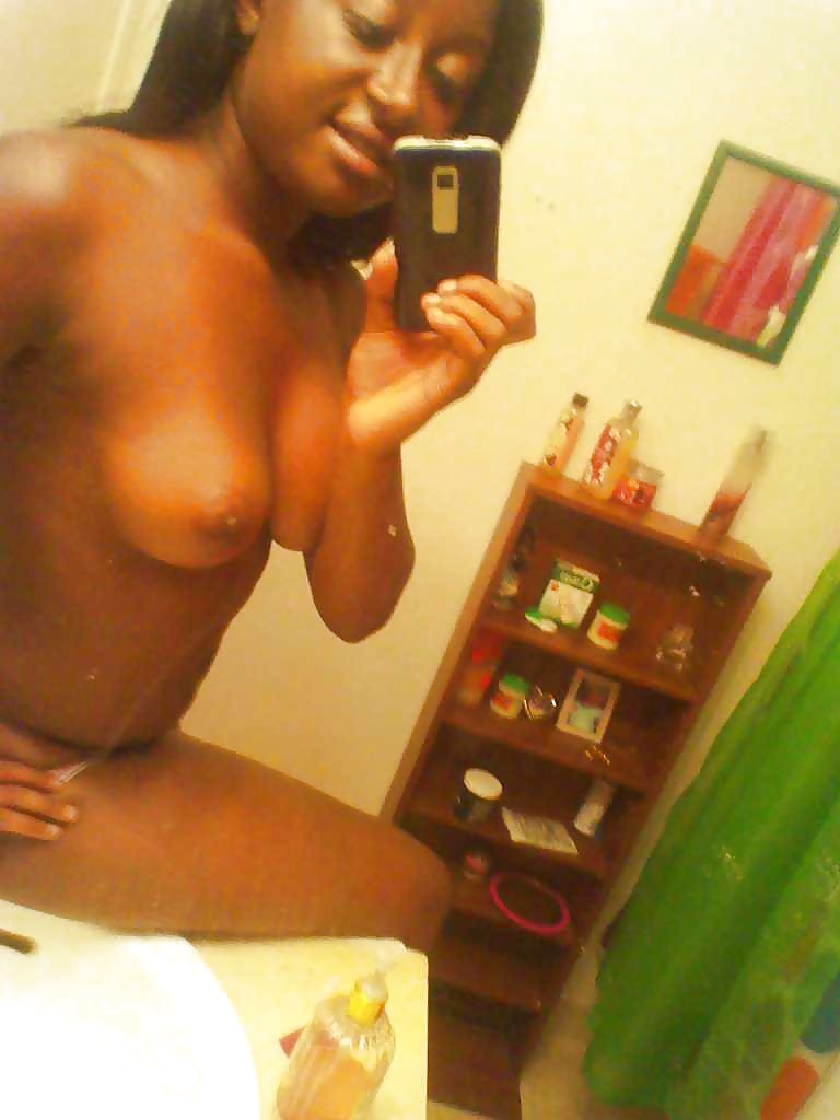 Pretty Ebony Teens - Sexy Selfies #29635483