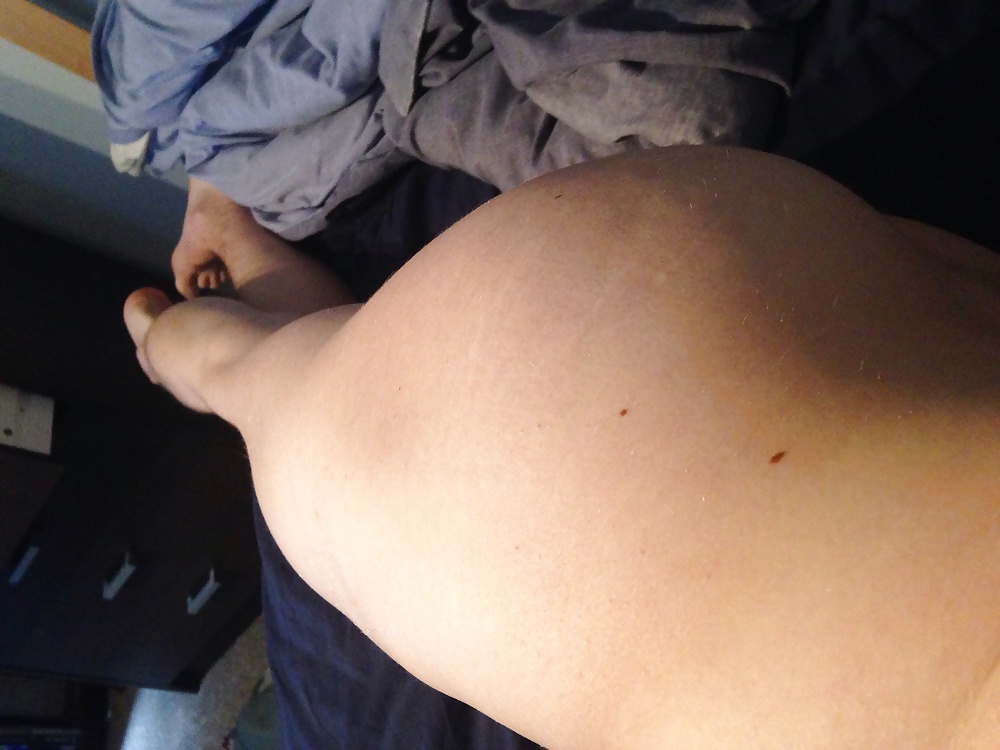 Keeping it smooth and leggy #34056599