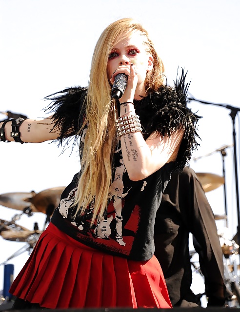 Avril lavigne 5
 #30696539