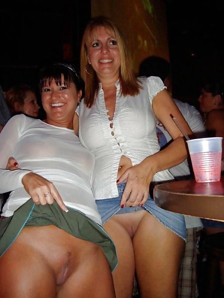 Flashing Their Pussy And Ass 2 #32894483