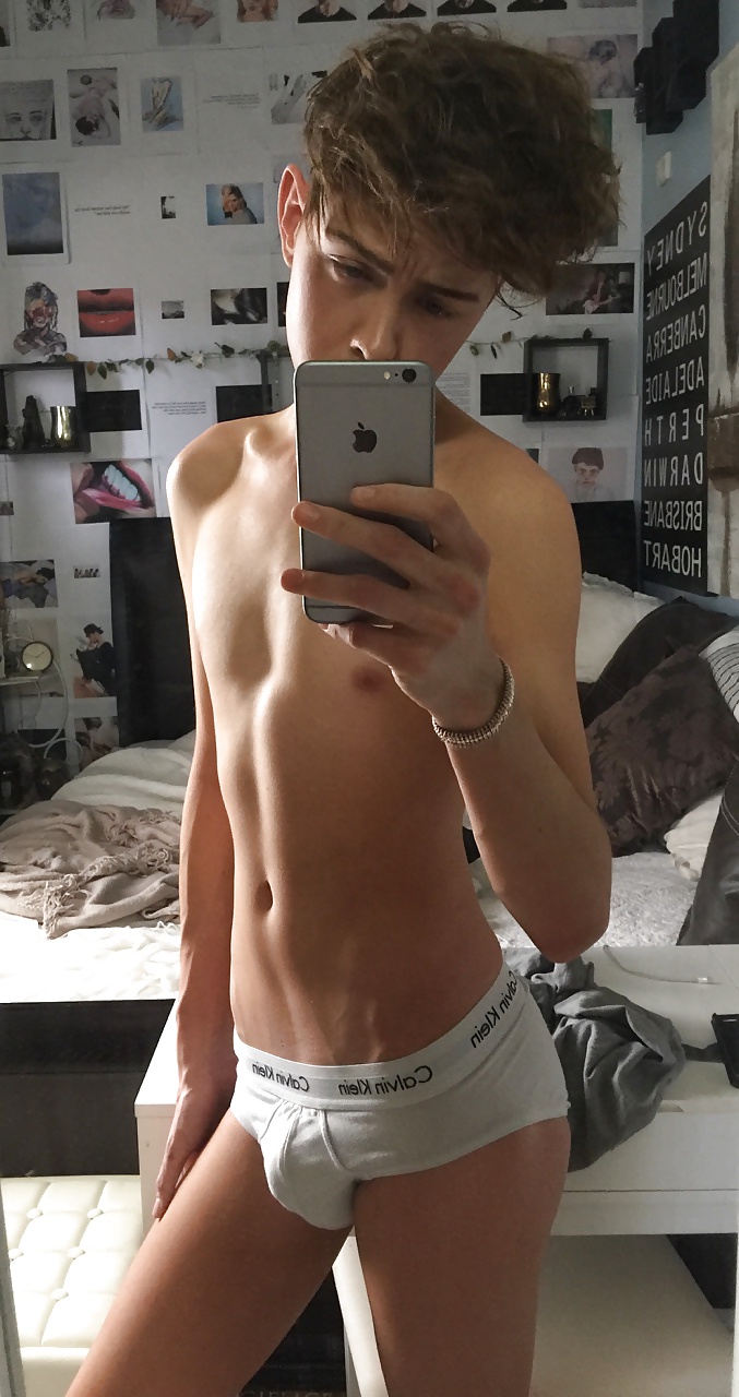 Selfies de hombres calientes 
 #39139308