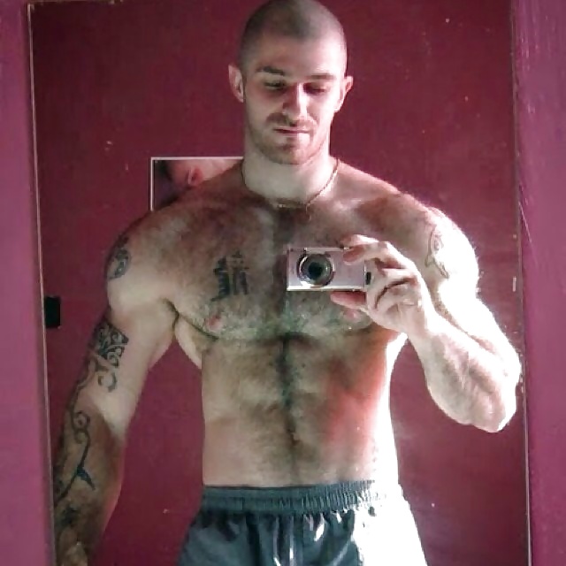 Selfies de hombres calientes 
 #39139339