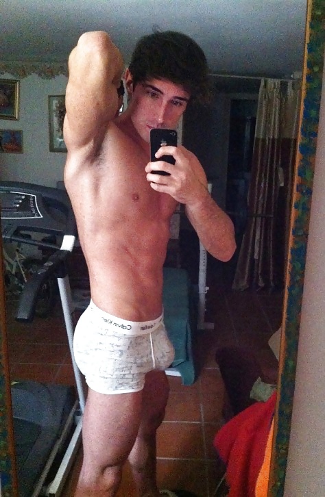Selfies de hombres calientes 
 #39139385