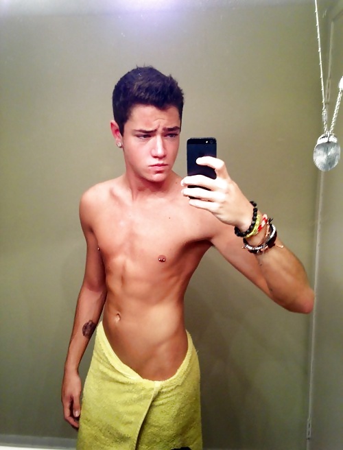 Selfies de hombres calientes 
 #39139407