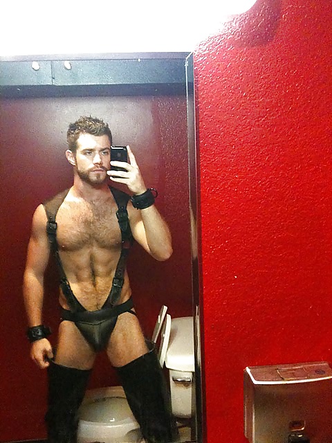 Selfies de hombres calientes 
 #39140373